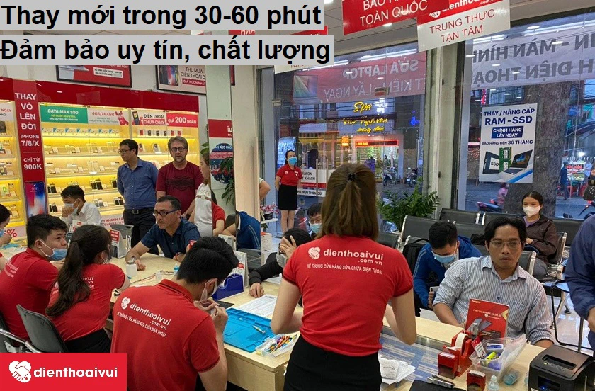 Thay k&iacute;nh camera sau iPhone 11 Pro Max gi&aacute; tốt, chất lượng tại Điện Thoại Vui