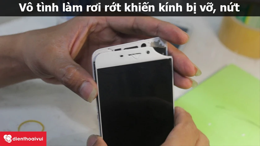 Màn hình hỏng do rơi vỡ