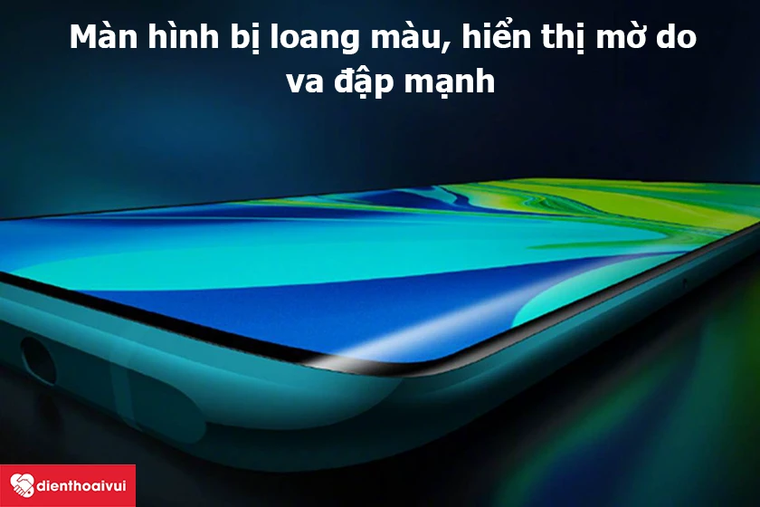M&agrave;n h&igrave;nh hỏng do va đập mạnh