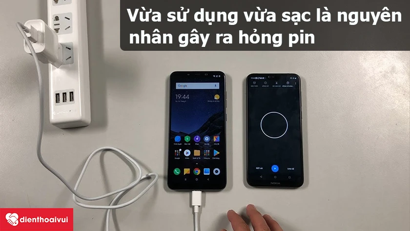 Sau thời gian d&agrave;i sử dụng vừa d&ugrave;ng vừa sạc làm hỏng pin