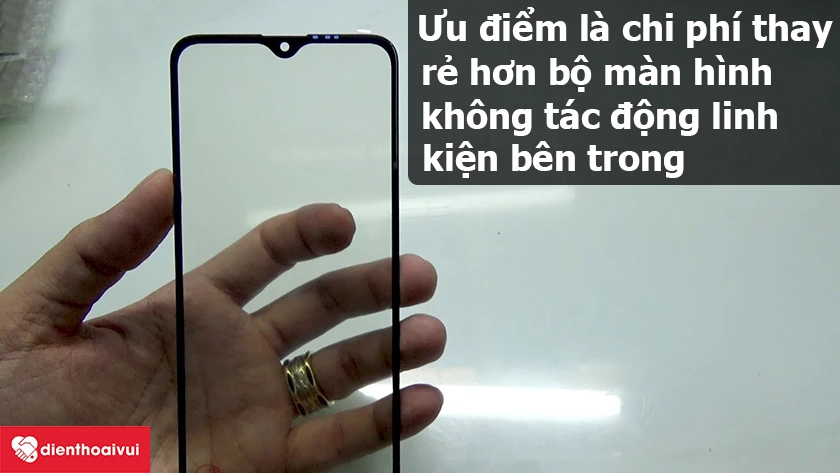 T&aacute;c dụng của lớp k&iacute;nh tr&ecirc;n Realme C1
