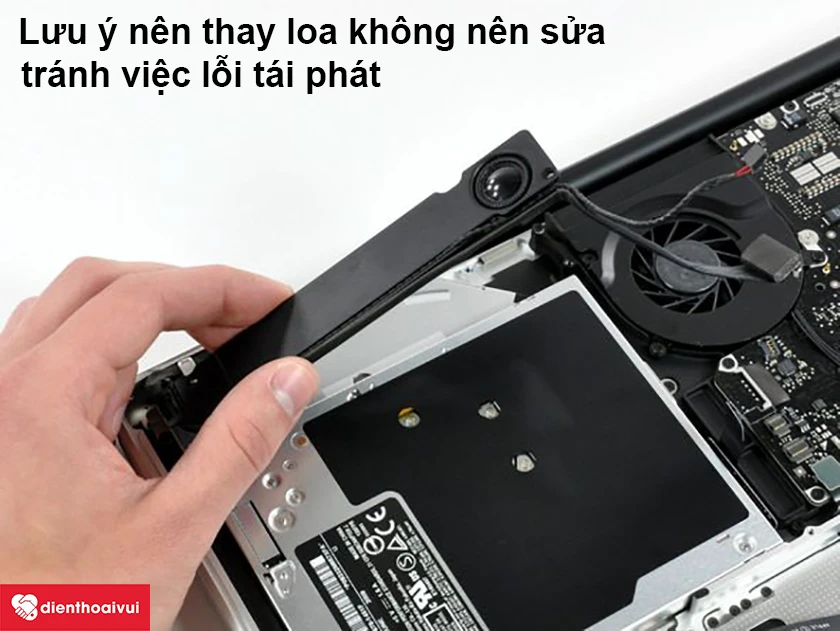 C&oacute; cần thiết thay loa Macbook Pro 2018 khi bị hỏng