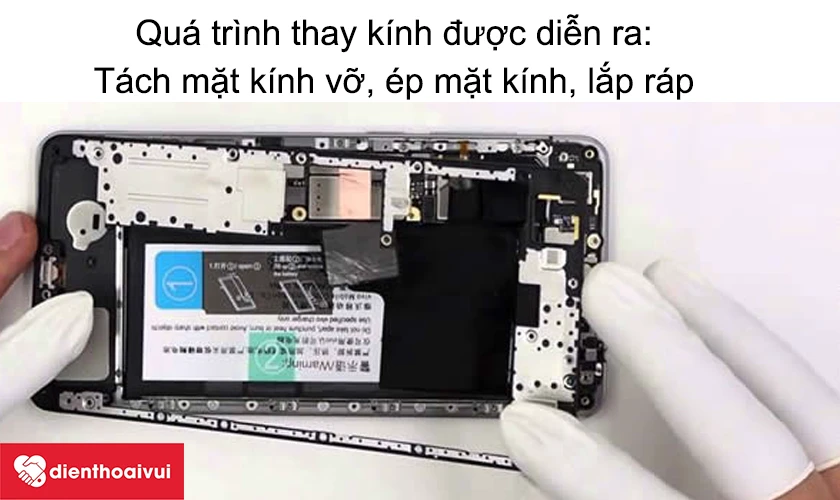 Qu&aacute; tr&igrave;nh thay k&iacute;nh được diễn ra mấy bước?