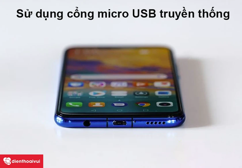 Huawei Nova 3i &ndash; Sử dụng cổng micro USB truyền thống