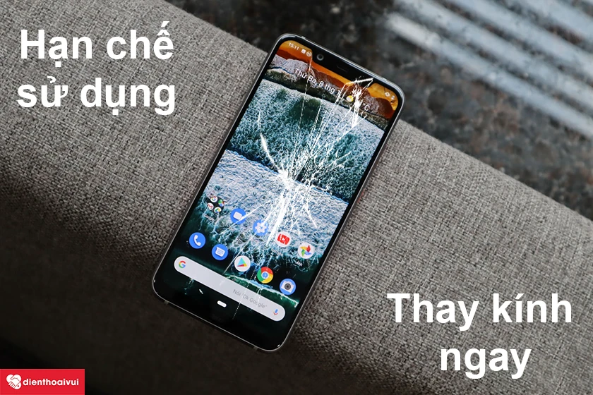 Hướng dẫn c&aacute;ch xử l&yacute; khi mặt k&iacute;nh bị nứt vỡ mặt k&iacute;nh khi sử dụng