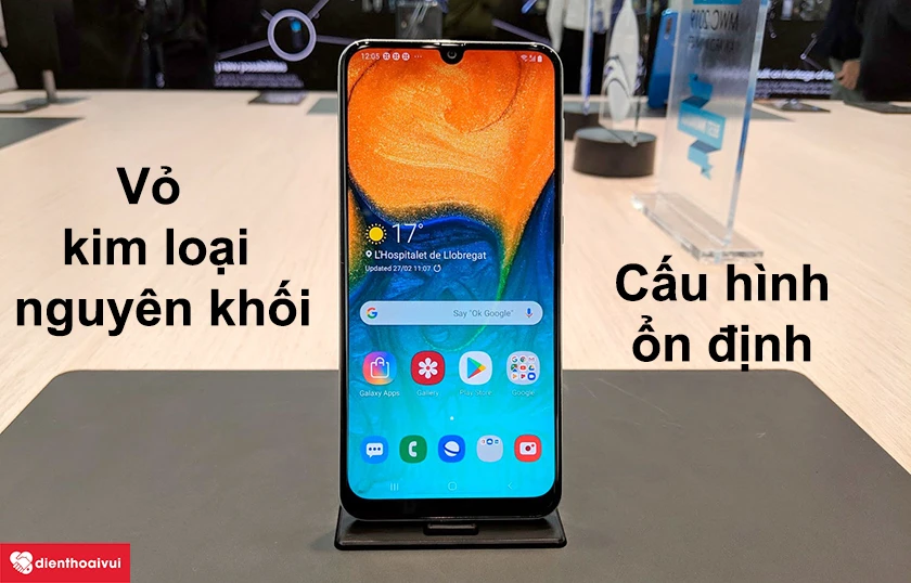 Samsung Galaxy A30 – Vỏ kim loại nguyên khối sang trọng