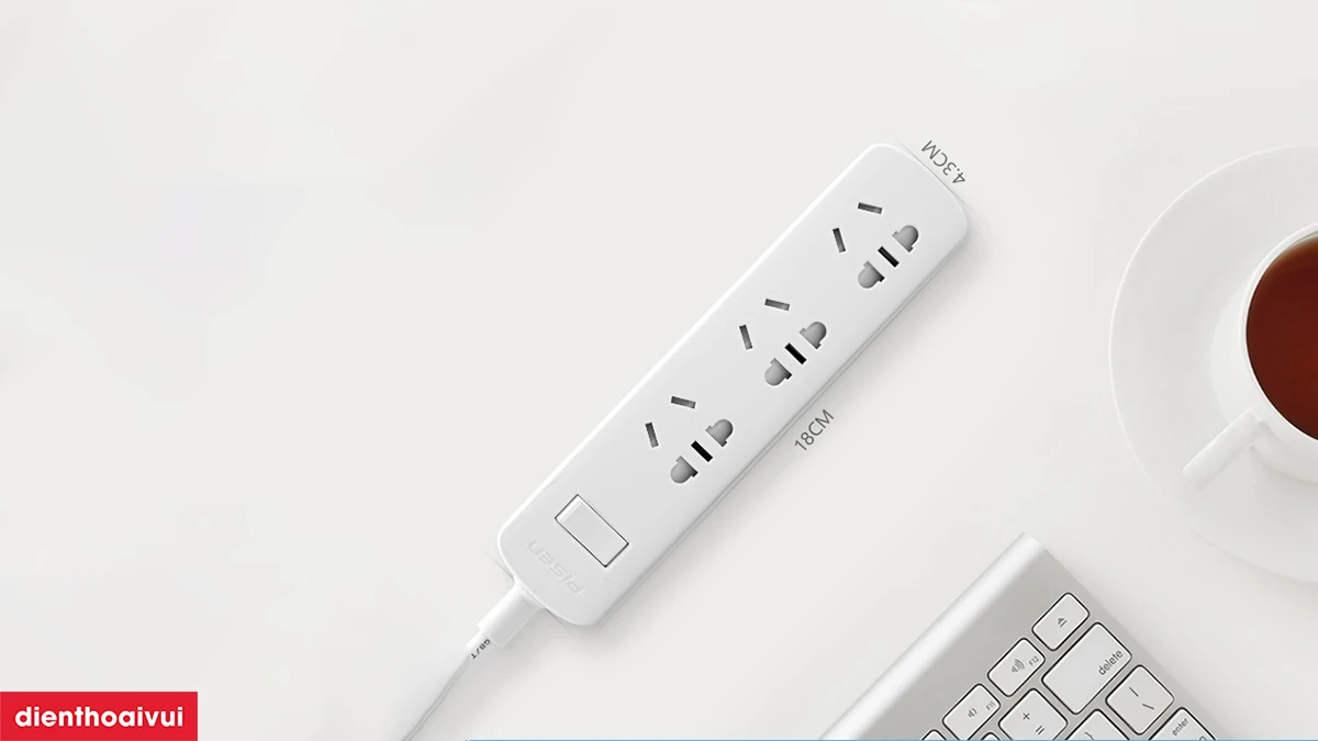 Đánh giá thiết kế Ổ cắm điện Pisen 003-EP