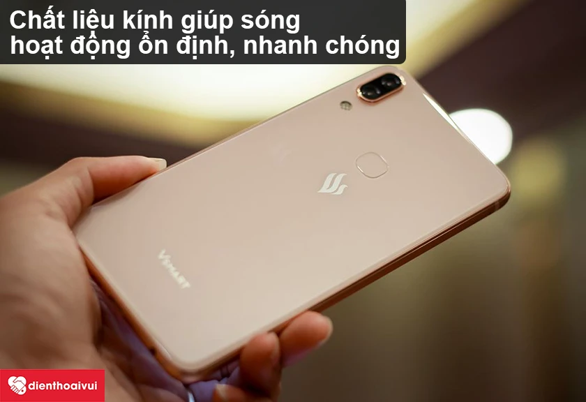 Vsmart Active 1 Plus &ndash; Chất liệu k&iacute;nh gi&uacute;p s&oacute;ng hoạt động ổn định, nhanh ch&oacute;ng