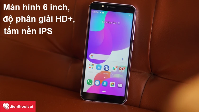 Màn 6 inch, độ phân giải HD+, tấm nền IPS