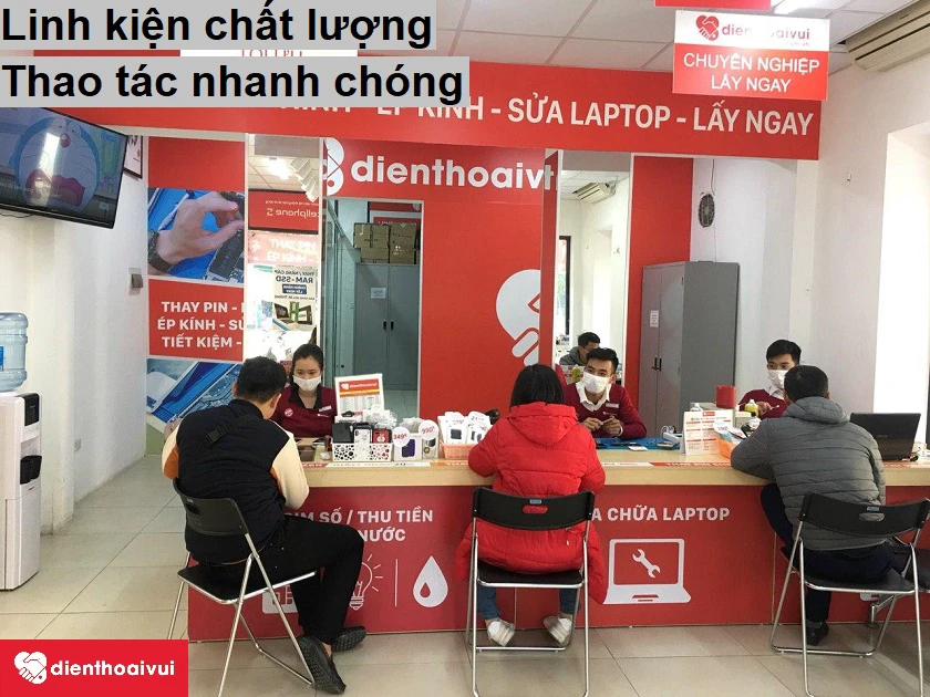 Thay pin Pisen cho Samsung Galaxy S7 Edge giá tốt, nhanh chóng, đảm bảo chất lượng tại Điện Thoại Vui