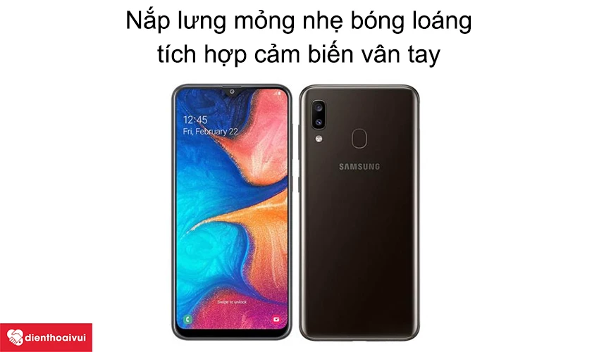 Nắp lưng mỏng nhẹ bóng loáng, tích hợp cảm biến vân tay