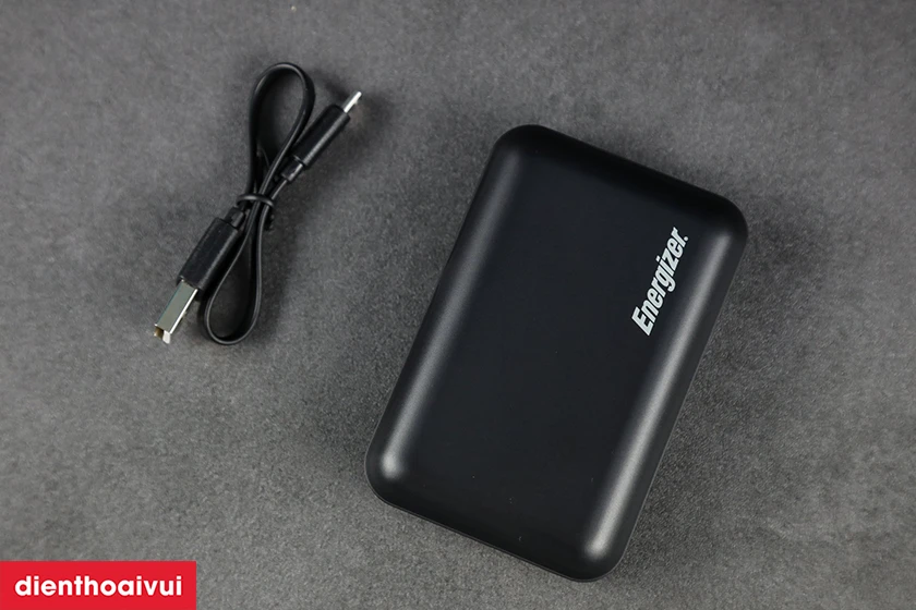 Đ&aacute;nh gi&aacute; thiết kế Pin sạc dự ph&ograve;ng Energizer 10000 mAh UE10045