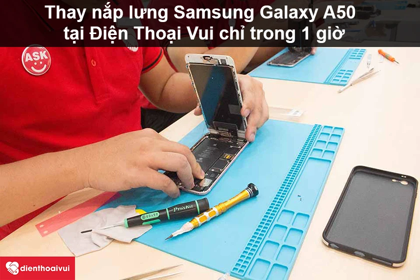 Thay nắp lưng Samsung Galaxy A50 ch&iacute;nh h&atilde;ng, lấy ngay tại Điện Thoại Vui