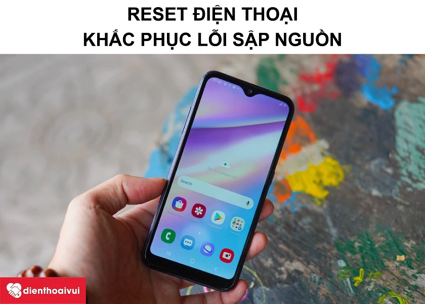 Reset điện thoại của bạn khi sập nguồn, nếu kh&ocirc;ng được th&igrave; c&oacute; thể do pin