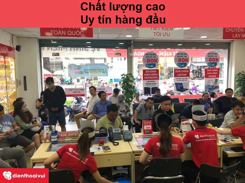 Dịch vụ thay camera sau iPhone chuyên nghiệp, giá rẻ tại Điện Thoại Vui