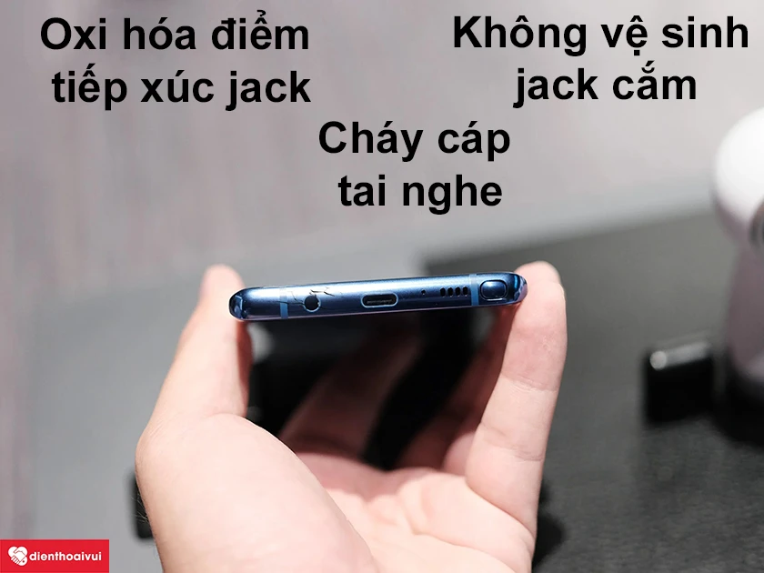 Nguy&ecirc;n nh&acirc;n dẫn đến việc hư c&aacute;p tai nghe