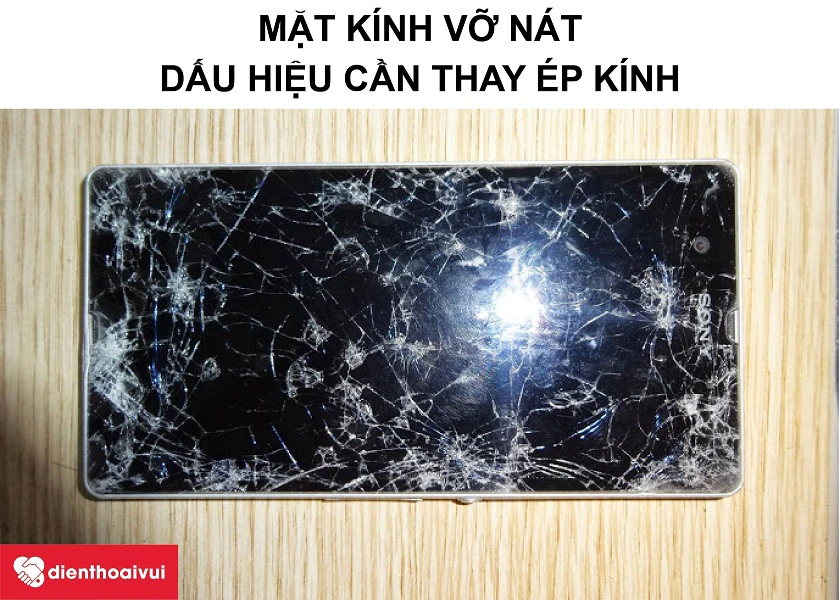Những dấu hiệu cho thấy bạn cần phải thay mặt kính Sony