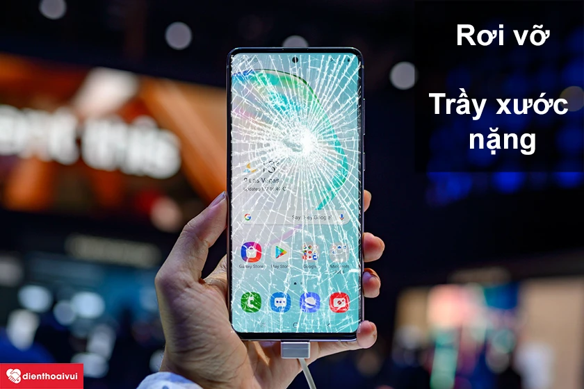 Nguy&ecirc;n nh&acirc;n dẫn đến phải vỡ mặt k&iacute;nh điện thoại Samsung