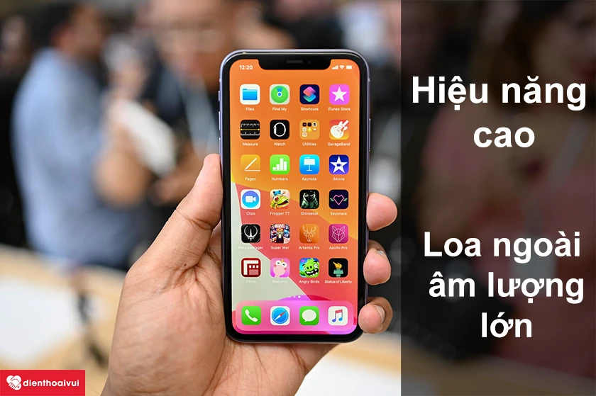 iPhone 12 - Hiệu năng cao, thiết kế bố tr&iacute; tinh tế loa ngo&agrave;i &acirc;m lượng lớn