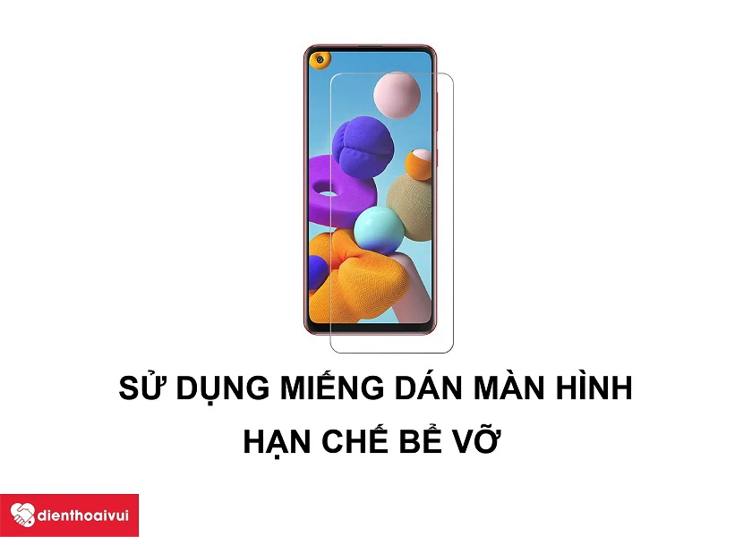 Sử dụng miếng d&aacute;n m&agrave;n h&igrave;nh