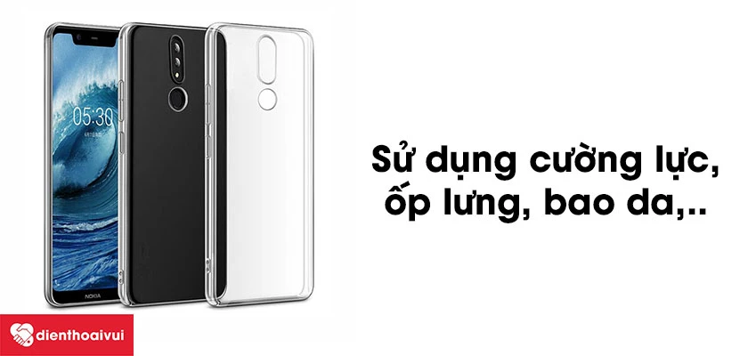 sử dụng miếng dán cường lực hoặc ốp lưng, bao da