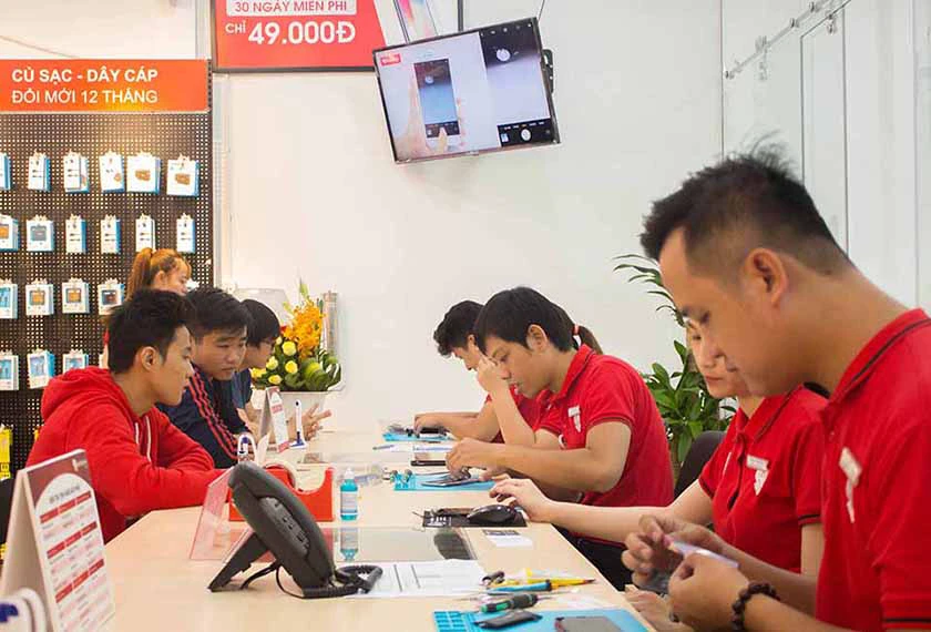 Dịch vụ thay vỏ Xiaomi Redmi 8A ch&iacute;nh h&atilde;ng, gi&aacute; tốt tại Đi&ecirc;̣n Thoại Vui