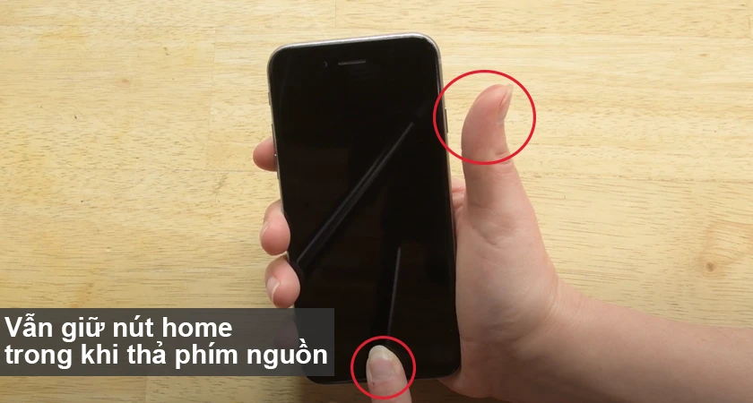 Đưa về DFU bằng n&uacute;t home vật l&yacute;