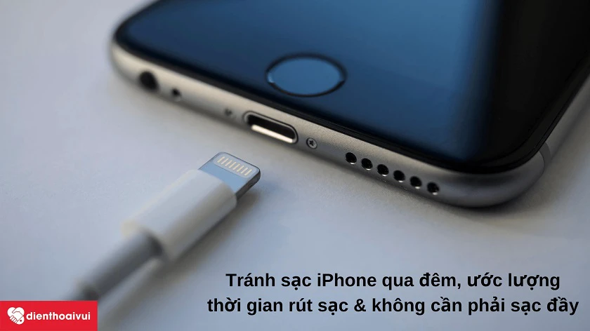 Sạc pin đúng cách tr&ecirc;n iPhone 12 mini