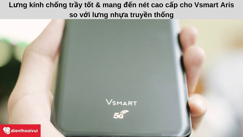 Sự khác nhau giữa lưng nhựa và lưng kính tr&ecirc;n đi&ecirc;̣n thoại smartphone ngày nay