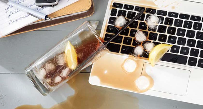 Nguyên nhân bàn phím MacBook bị liệt