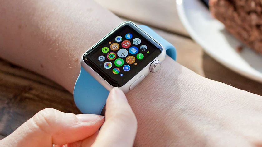 Kiểm tra cập nhật phần mềm khi apple watch kh&ocirc;ng kết nối được với iphone