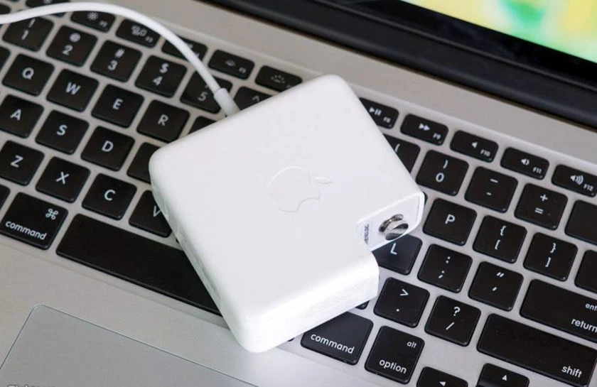Nguy&ecirc;n nh&acirc;n Macbook bị n&oacute;ng