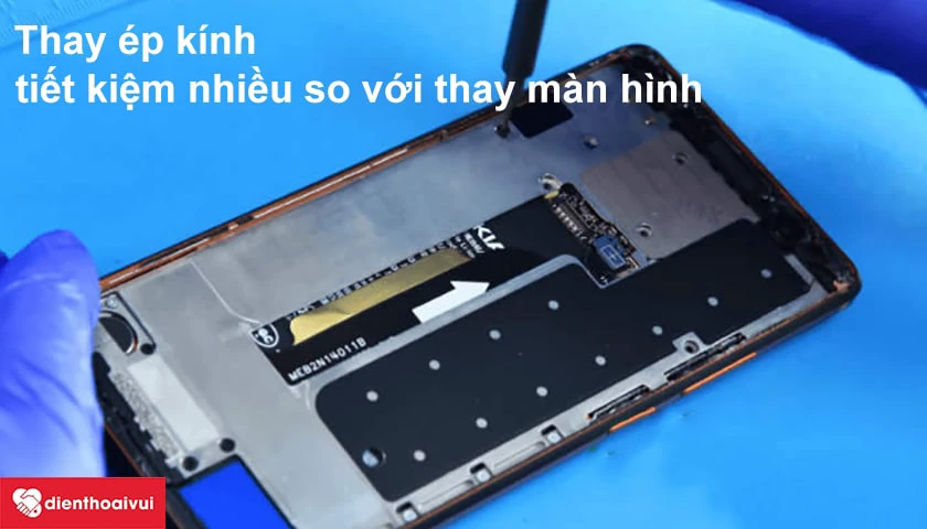 Thay &eacute;p k&iacute;nh l&agrave; g&igrave;? Chi ph&iacute; bao nhi&ecirc;u?