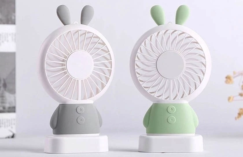Quạt mini khuyến m&atilde;i m&ugrave;a lễ hội