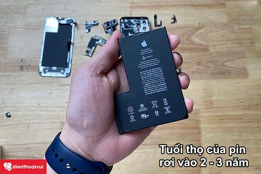 Pin iPhone 12 Pro Max sử dụng được bao l&acirc;u?