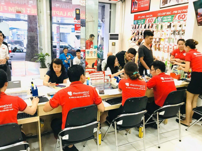 V&igrave; sao n&ecirc;n thay pin iPhone ch&iacute;nh h&atilde;ng Vmas tại Điện Thoại Vui