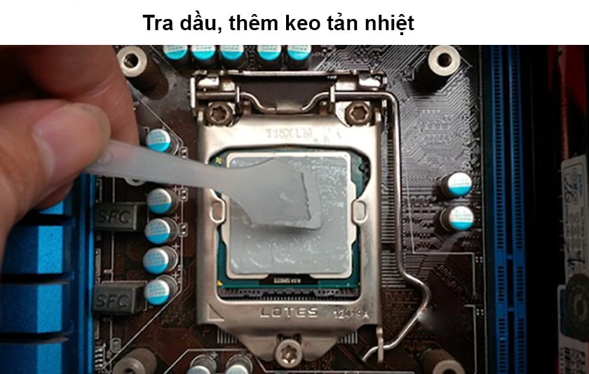 Th&ecirc;m keo tản nhiệt