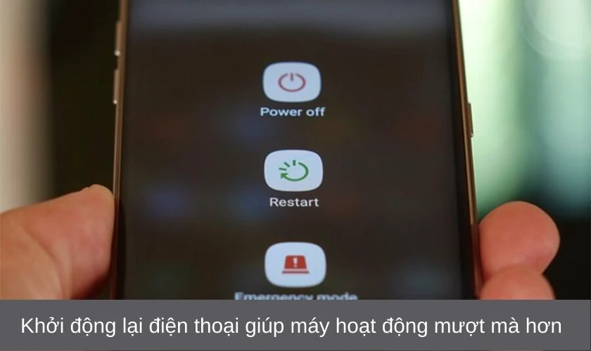 Khởi động lại smartphone