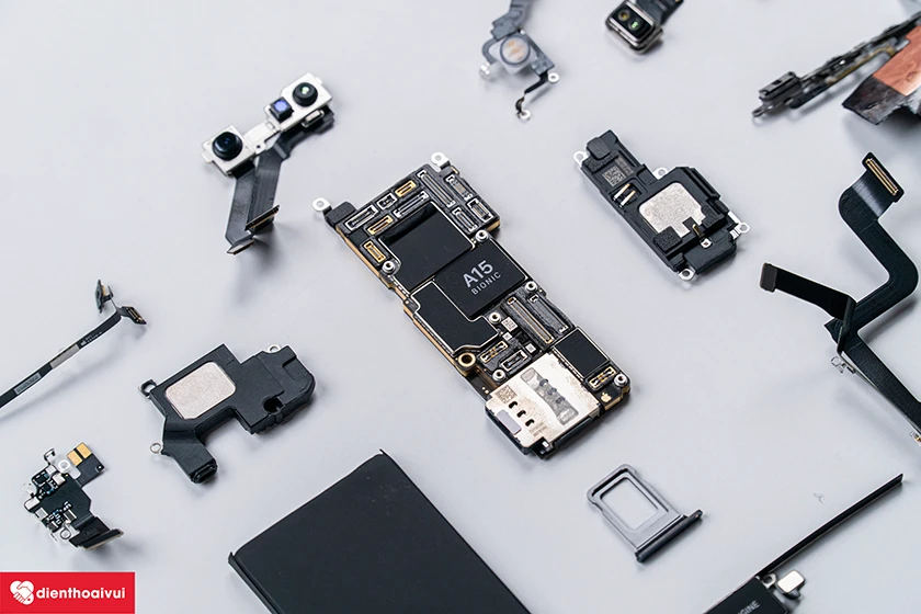 Khả năng sửa chữa tr&ecirc;n iPhone 13 Series kh&oacute; hơn