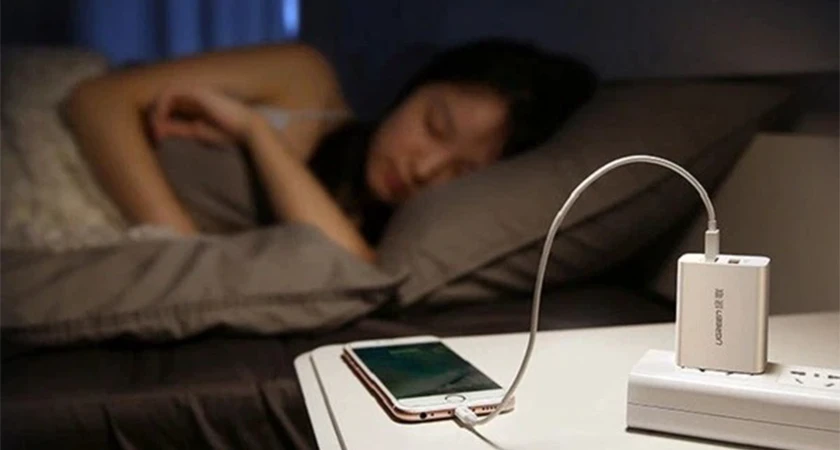 Tại sao pin để qua đ&ecirc;m tụt nhiều