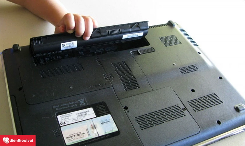 Dấu hiệu pin laptop bị chai và cần thay mới