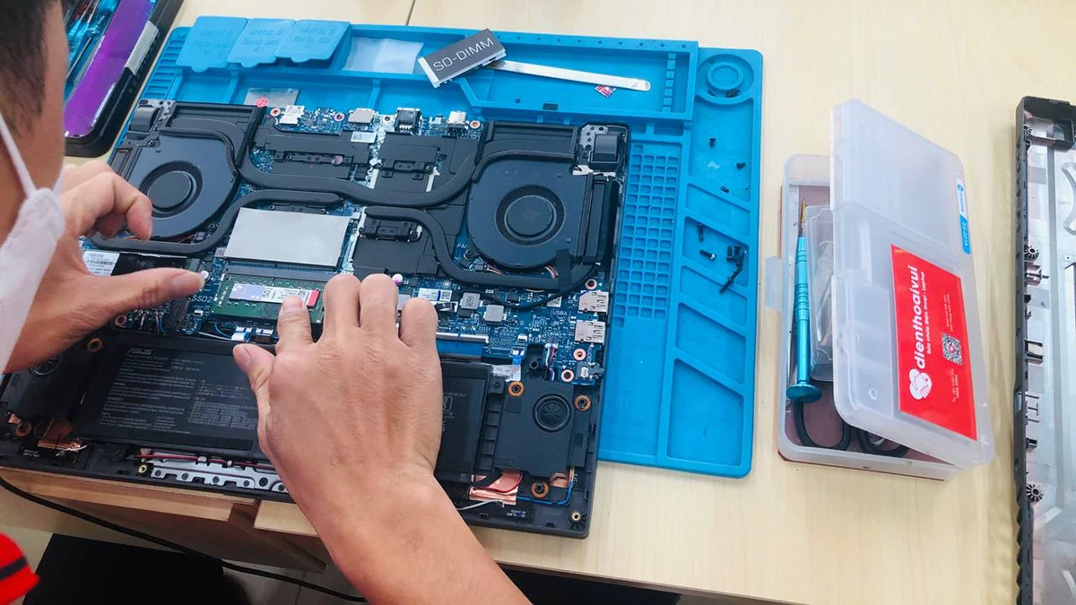 Pin laptop Dell Inspiron 5567 c&ograve;n bao nhi&ecirc;u th&igrave; n&ecirc;n thay?