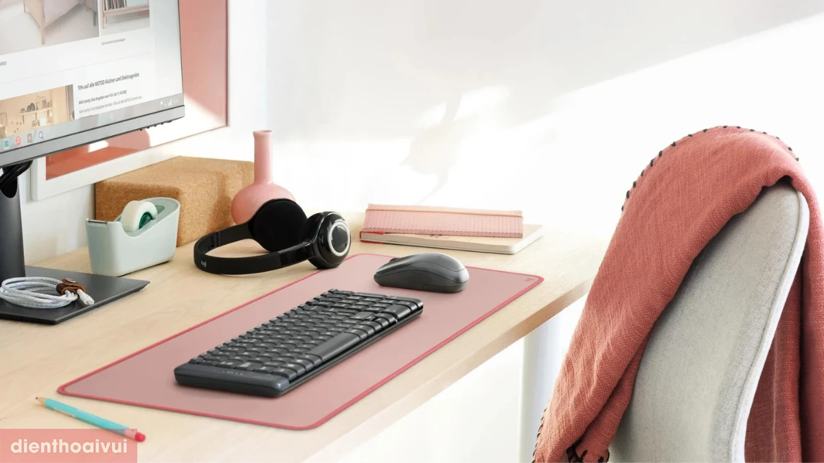 Combo bàn phím + Chuột không dây Logitech MK220