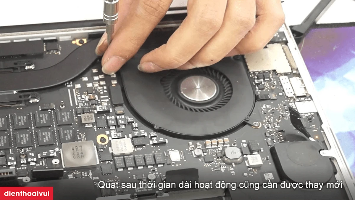 Thay quạt laptop Acer Aspire 5739