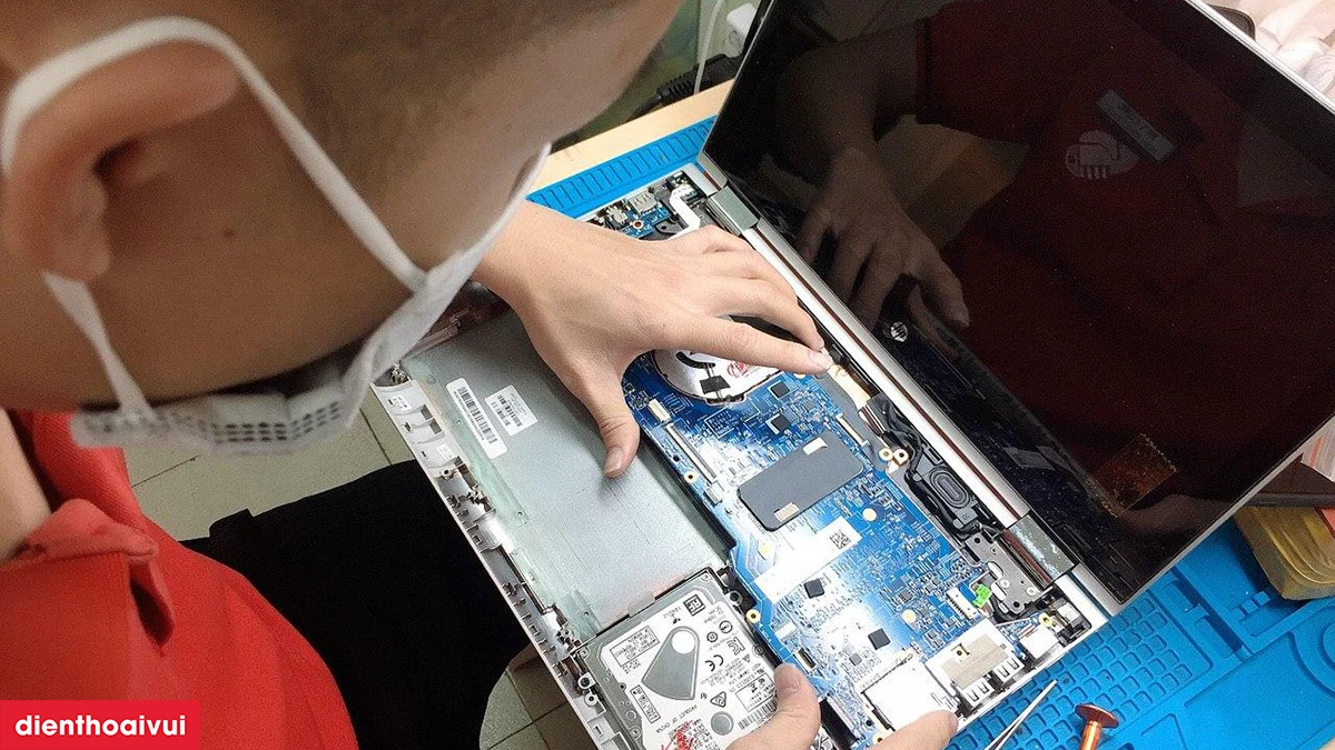 Thay card Wifi laptop Asus U46