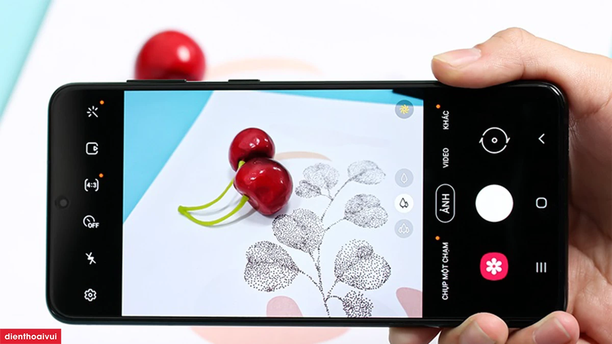 Nguy&ecirc;n nh&acirc;n dẫn đến camera Samsung Galaxy J bị hư hỏng