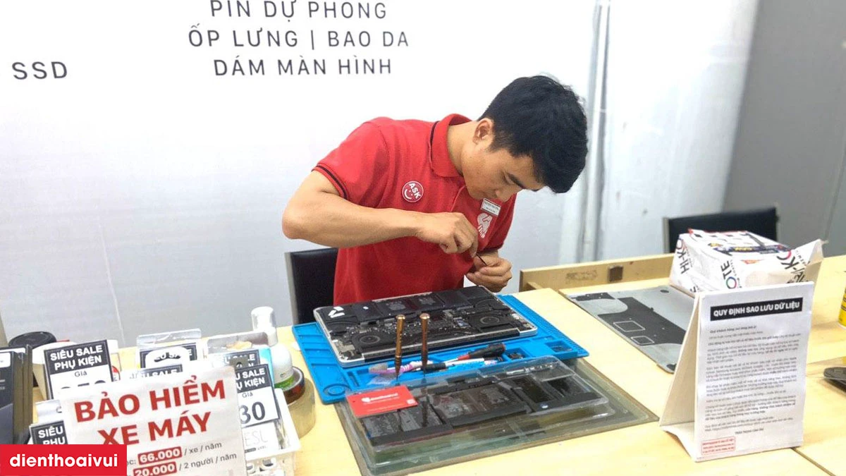 Dịch vụ thay card wifi Toshiba Satellite A660 giá tốt, chính hãng tại Điện Thoại Vui