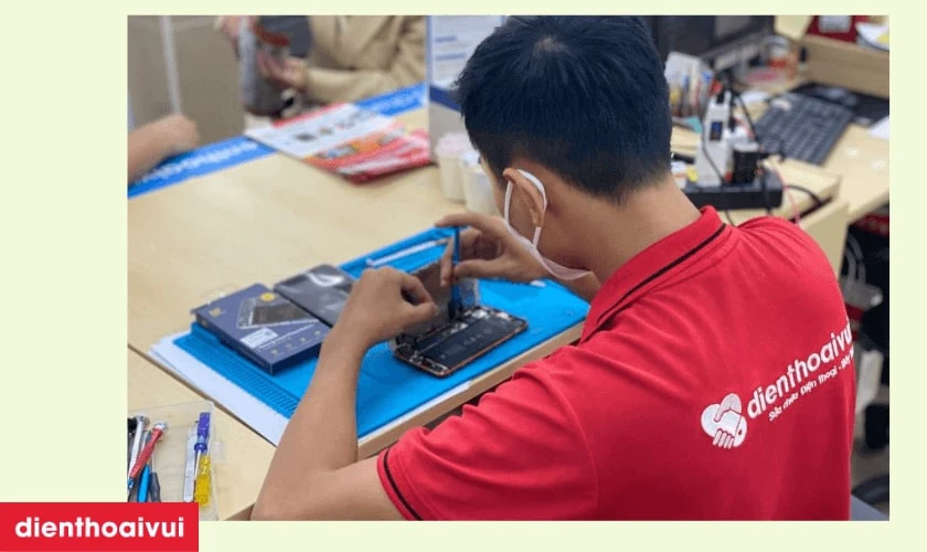 trung t&acirc;m điện thoại vui