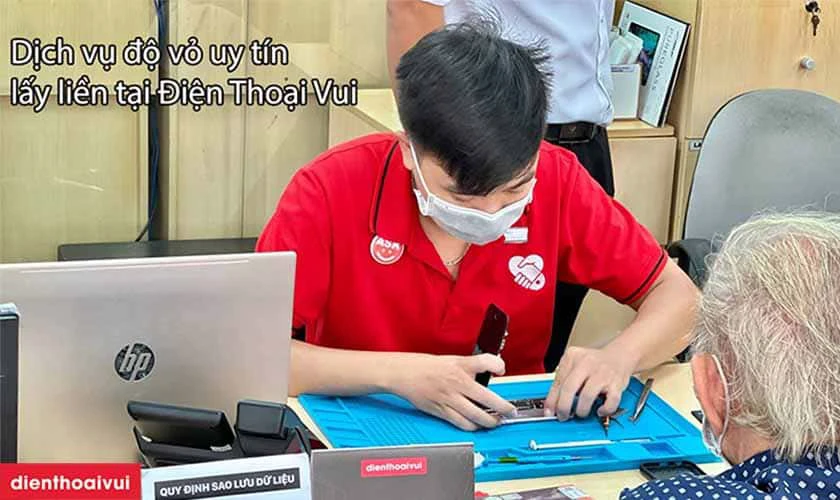 Độ vỏ iPhone Xr lấy nhanh, chất lượng tại Điện Thoại Vui
