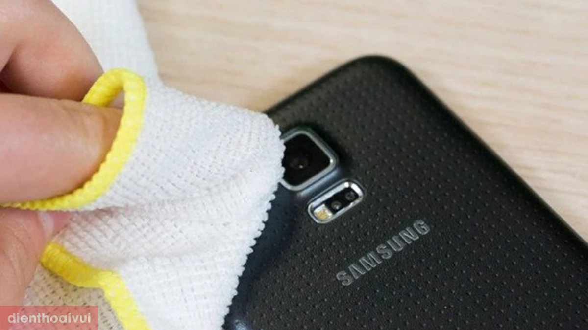 Những lưu &yacute; sau khi thay camera sau cho Samsung Galaxy A